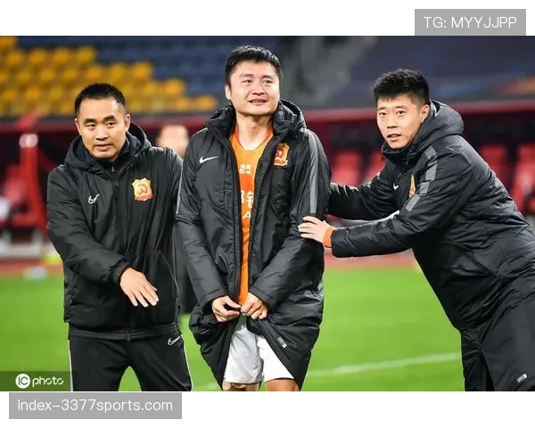 牛津联年轻租借球员米尔斯89分钟绝杀 成球队保级英雄